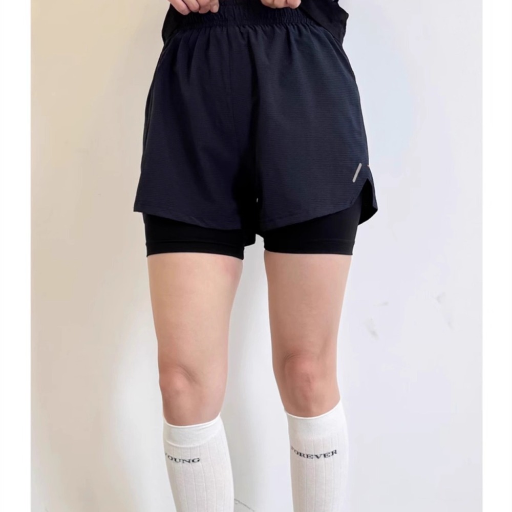 Pantalones cortos deportivos 2 - Running Gear Junior reseña y precio